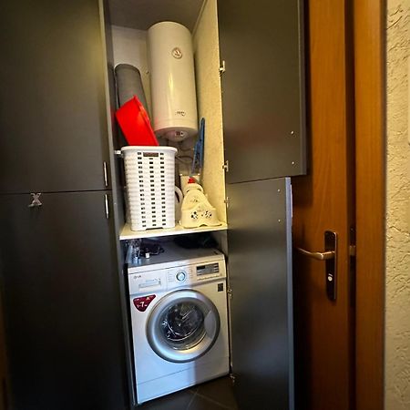 Apartment Lavender, Near To Airport Sofya Dış mekan fotoğraf